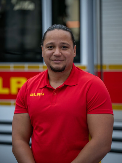 Stellvertretender Bezirksleiter: Florian Hintz Evora